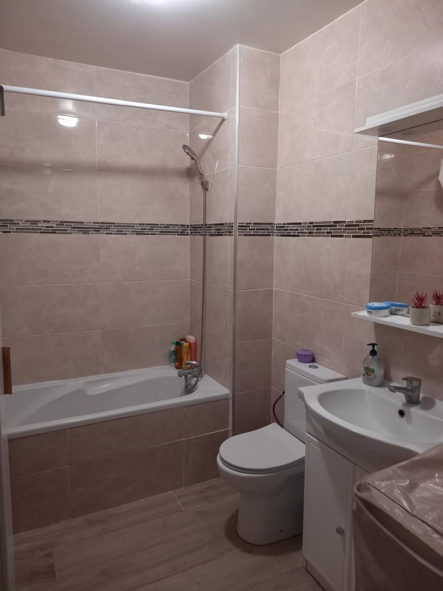 Location Chambre Double Dans Appartement - แซร์ฌี ภายนอก รูปภาพ